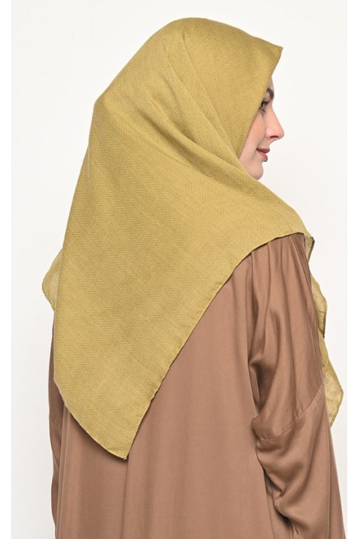 Hijab Segi 4 Voal Zaffron Jahit Tepi Olive